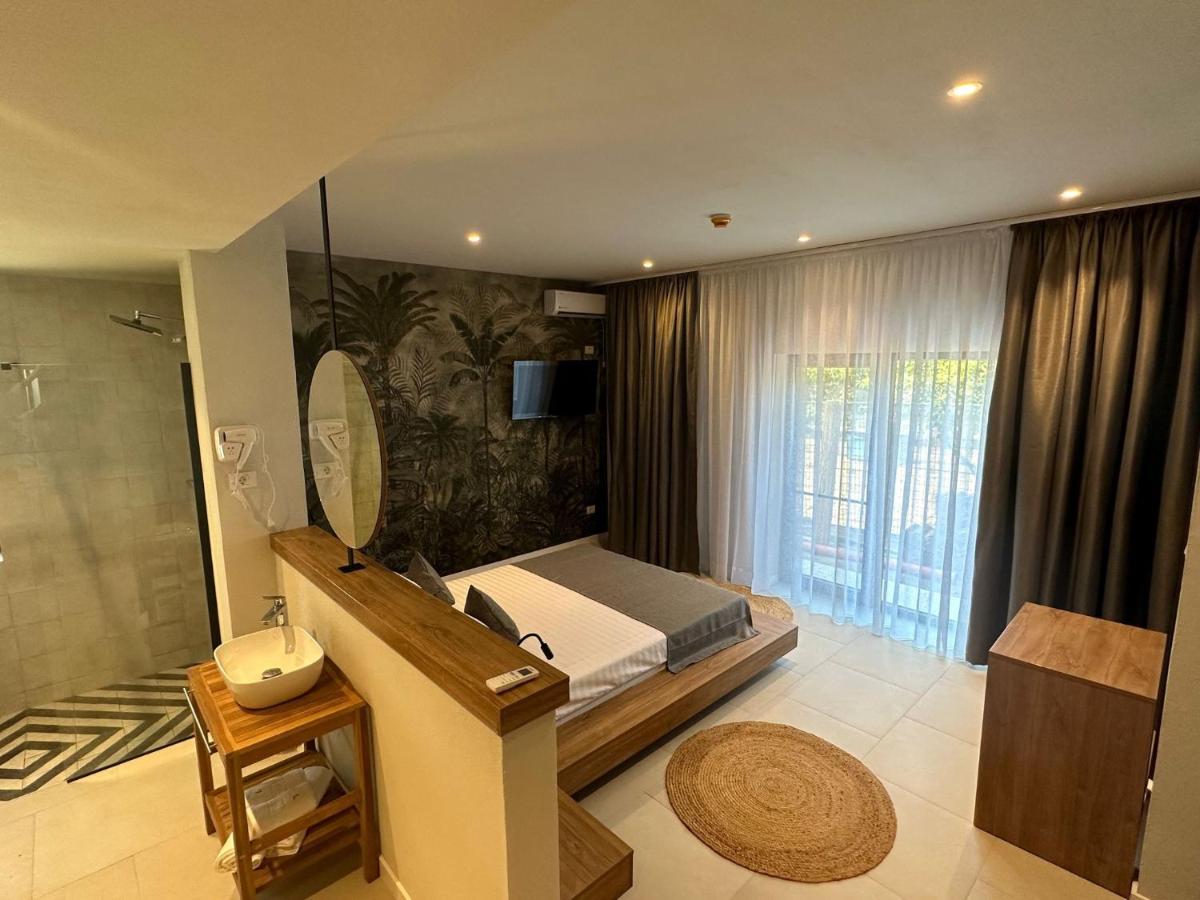 Hotel Luuma Două Mai Exteriér fotografie